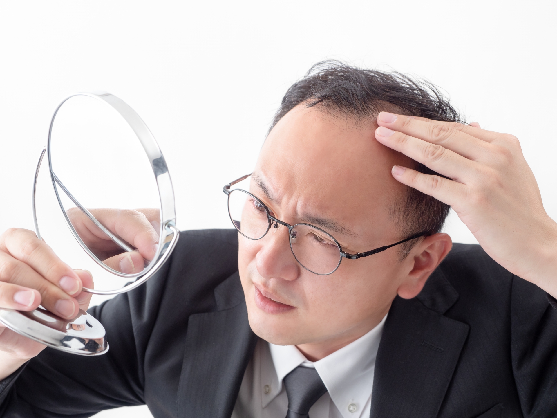 【地獄】AGA治療の初期脱毛はいつまで？乗り越え方とひどい場合の対処法