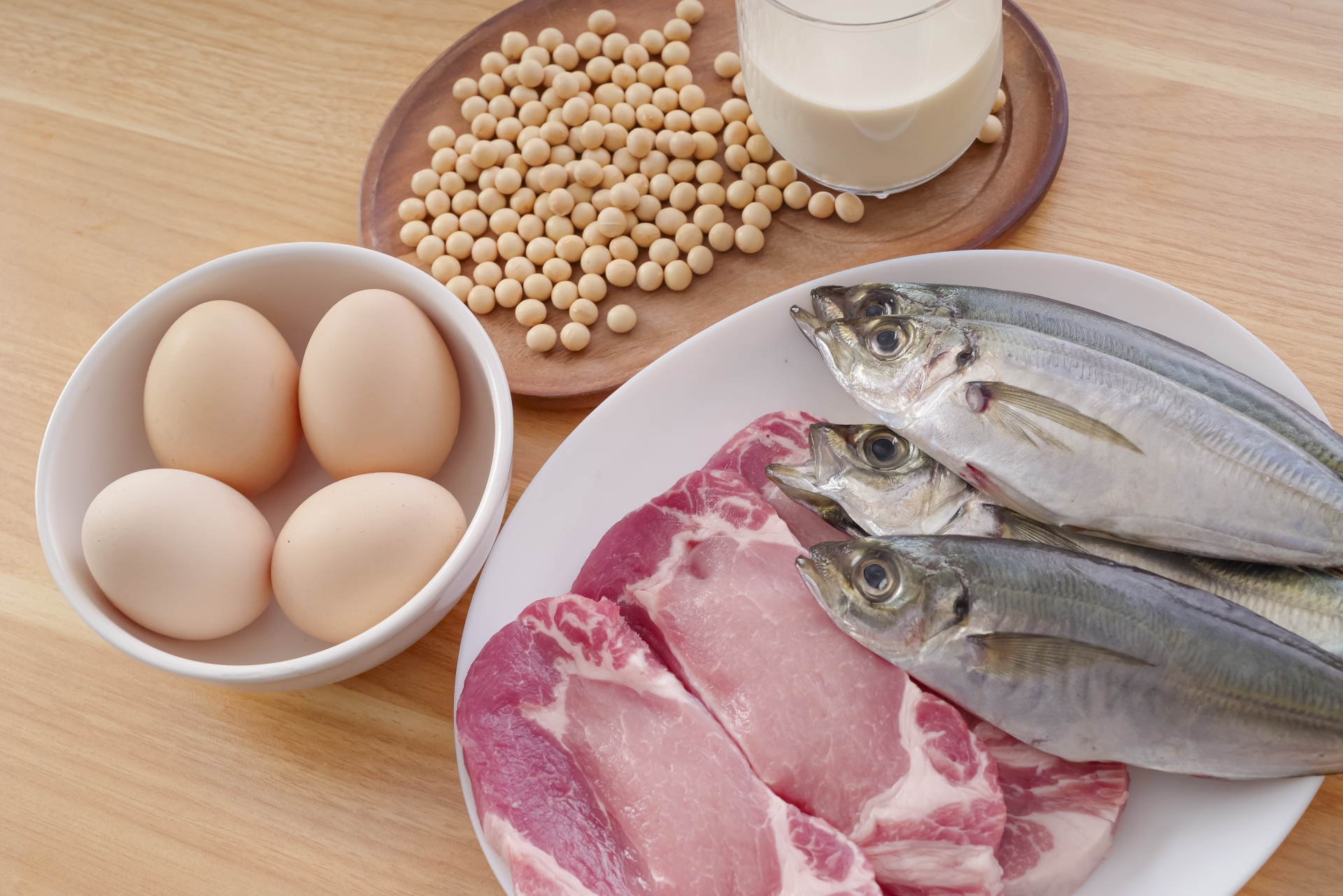 髪に良い食べ物は？ 薄毛対策に効果的な亜鉛・タンパク質